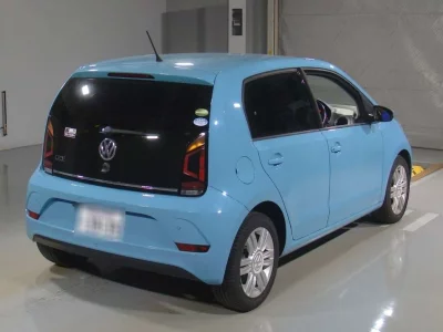 VOLKSWAGEN UP!