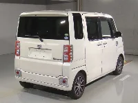 Цена авто Daihatsu Wake с аукционов Японии, номер кузова LA700S, пробег 41 000, оценка 2