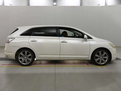 TOYOTA MARK X ZIO