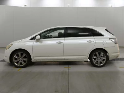 TOYOTA MARK X ZIO