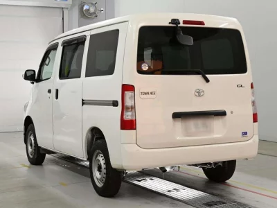 TOYOTA TOWN ACE VAN