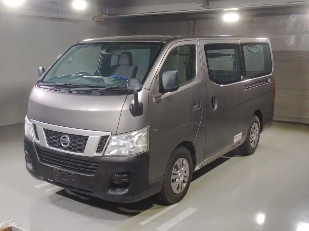 Nissan NV350 Caravan  с аукциона в Японии