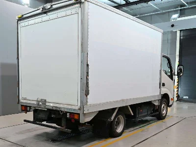 TOYOTA DYNA