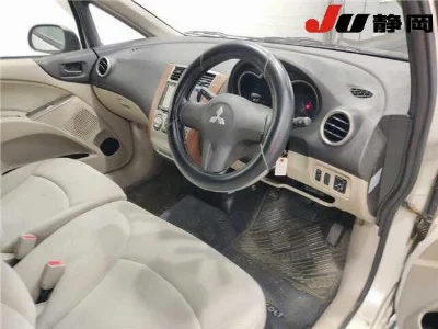 MITSUBISHI COLT PLUS