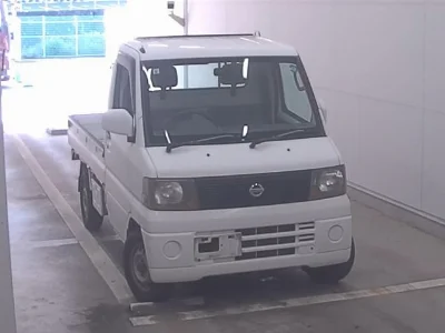 NISSAN CLIPPER TRUCK