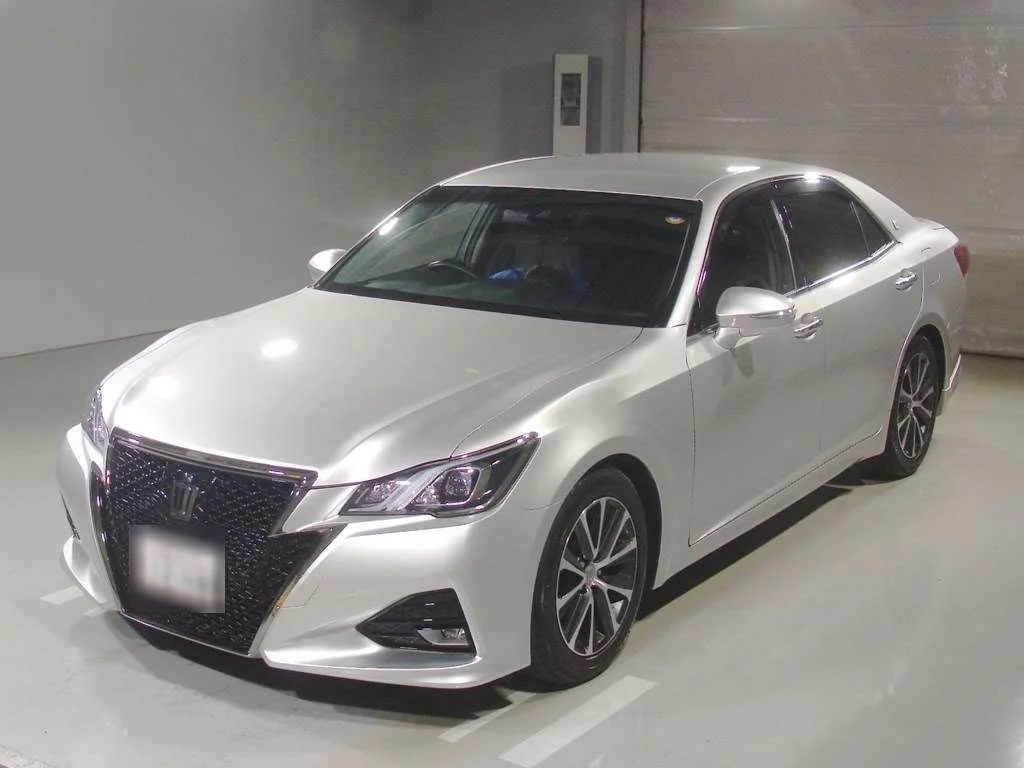Toyota Crown 2016