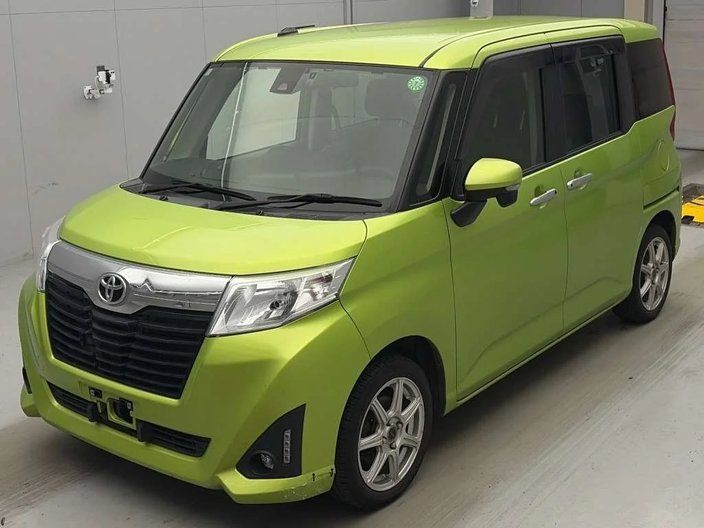 Toyota Roomy  с аукциона в Японии
