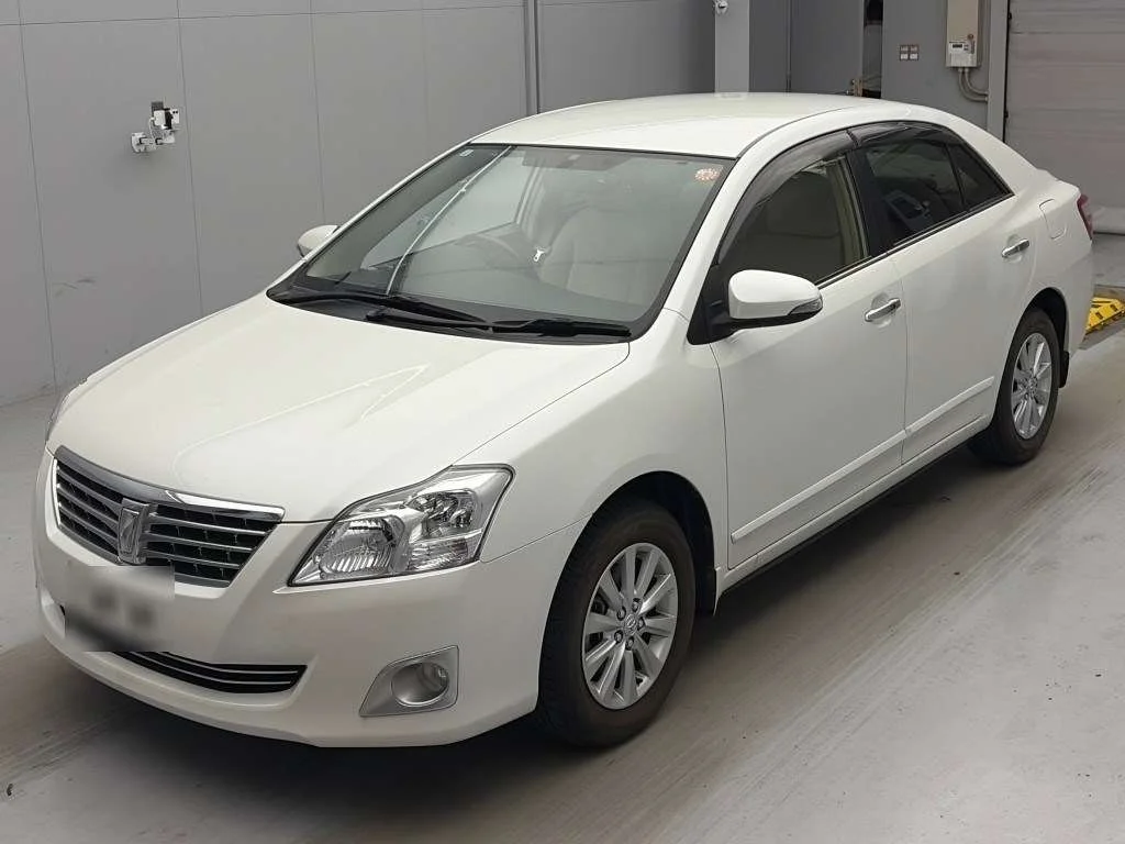 Toyota Premio 2015