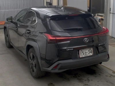 LEXUS UX