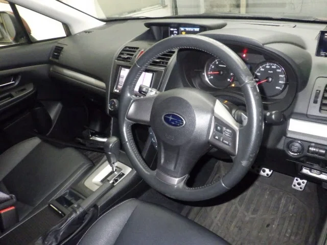Subaru Impreza XV  с аукциона в Японии