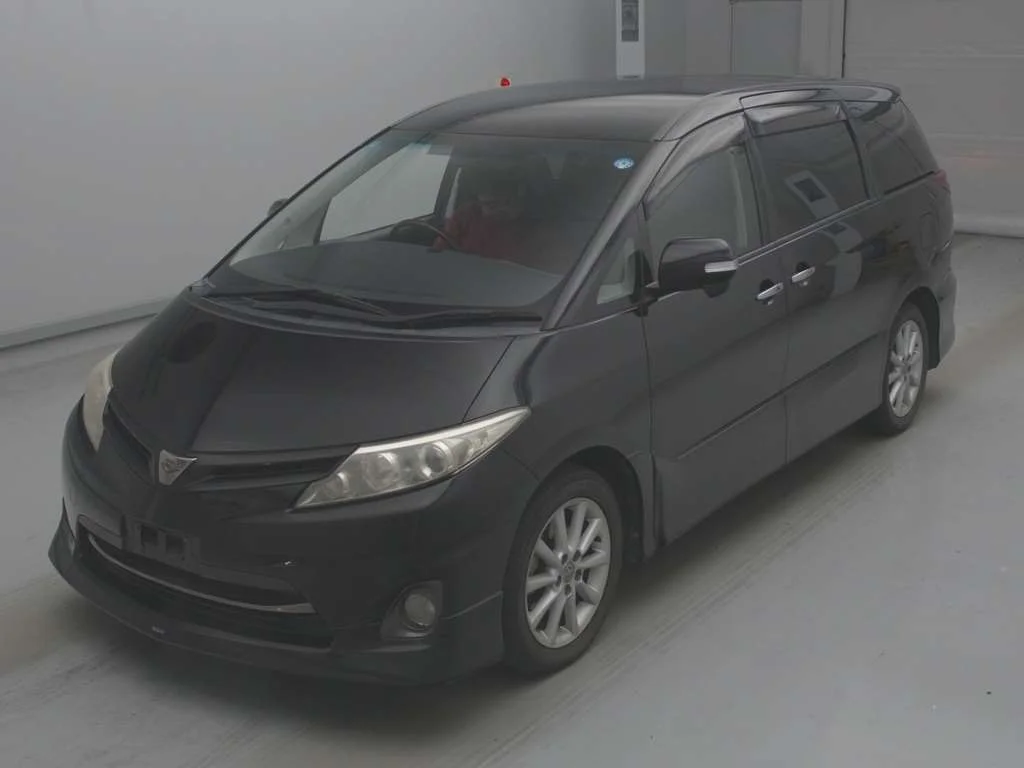 Toyota Estima 2011