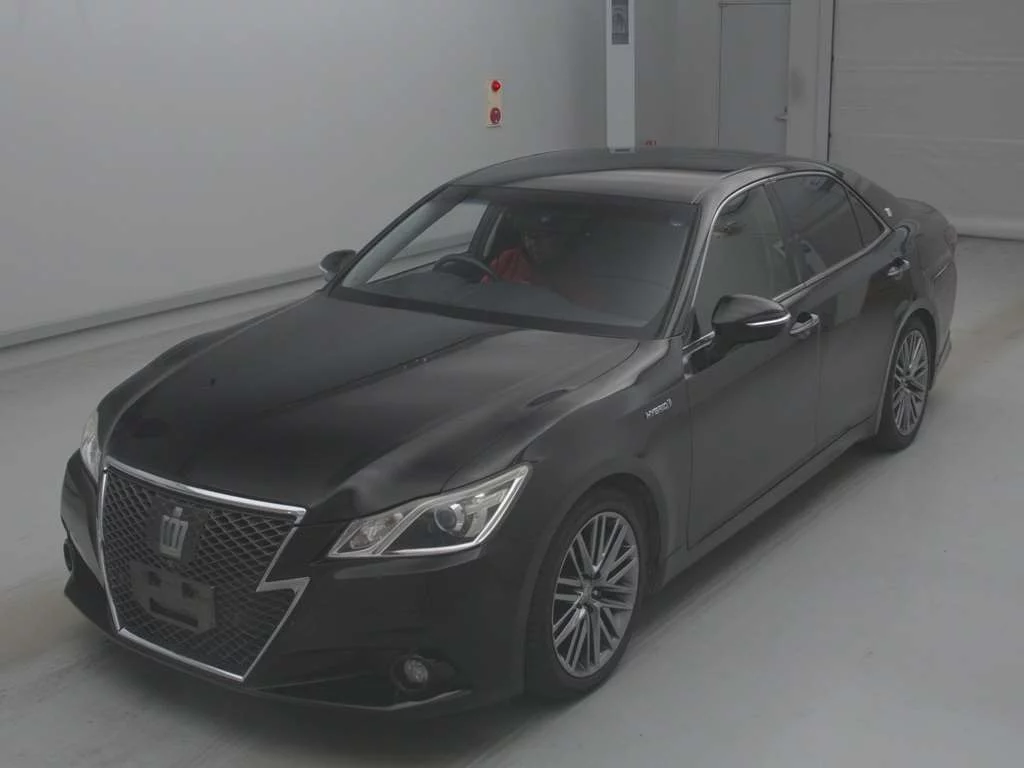 Toyota Crown 2014