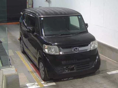 HONDA N BOX SLASH