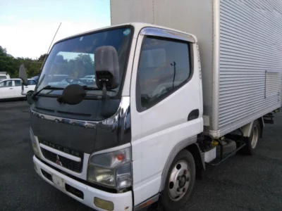 MITSUBISHI CANTER