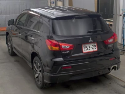 MITSUBISHI RVR