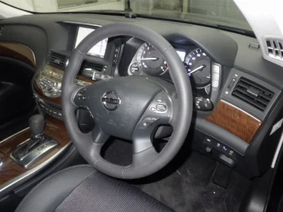 NISSAN FUGA