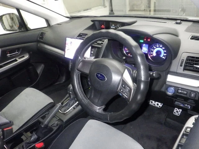 Subaru Impreza XV  с аукциона в Японии