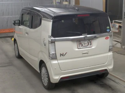 HONDA N BOX SLASH
