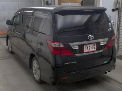 TOYOTA ALPHARD