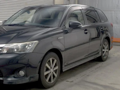 TOYOTA COROLLA FIELDER