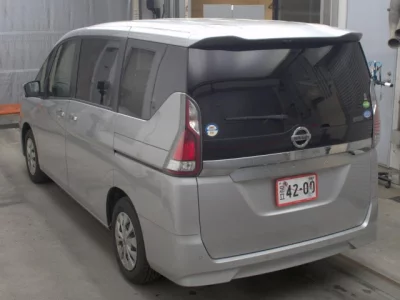 NISSAN SERENA