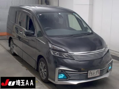 NISSAN SERENA
