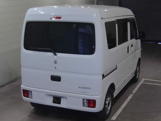 Suzuki Every 2022