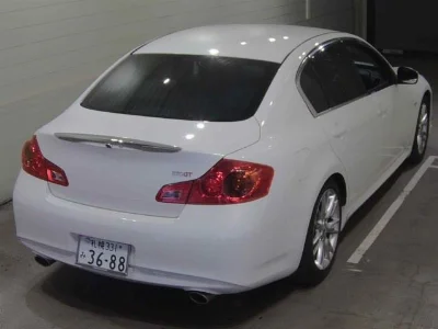 NISSAN SKYLINE