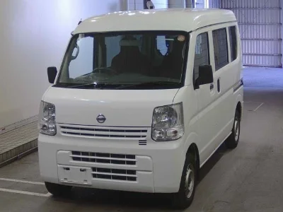 NISSAN CLIPPER VAN