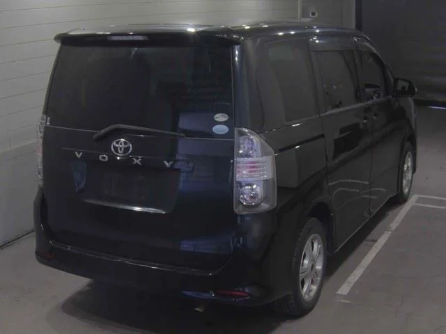 Toyota Voxy 2007