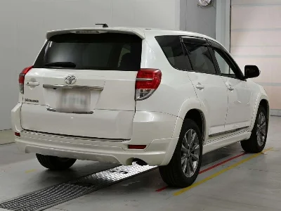 TOYOTA VANGUARD