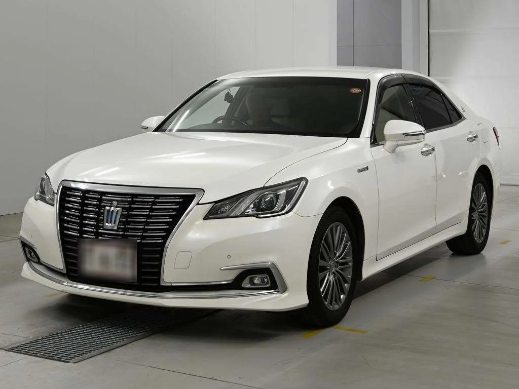 Toyota CROWN HYBRID 2016