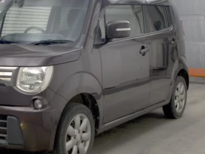 SUZUKI MRWAGON