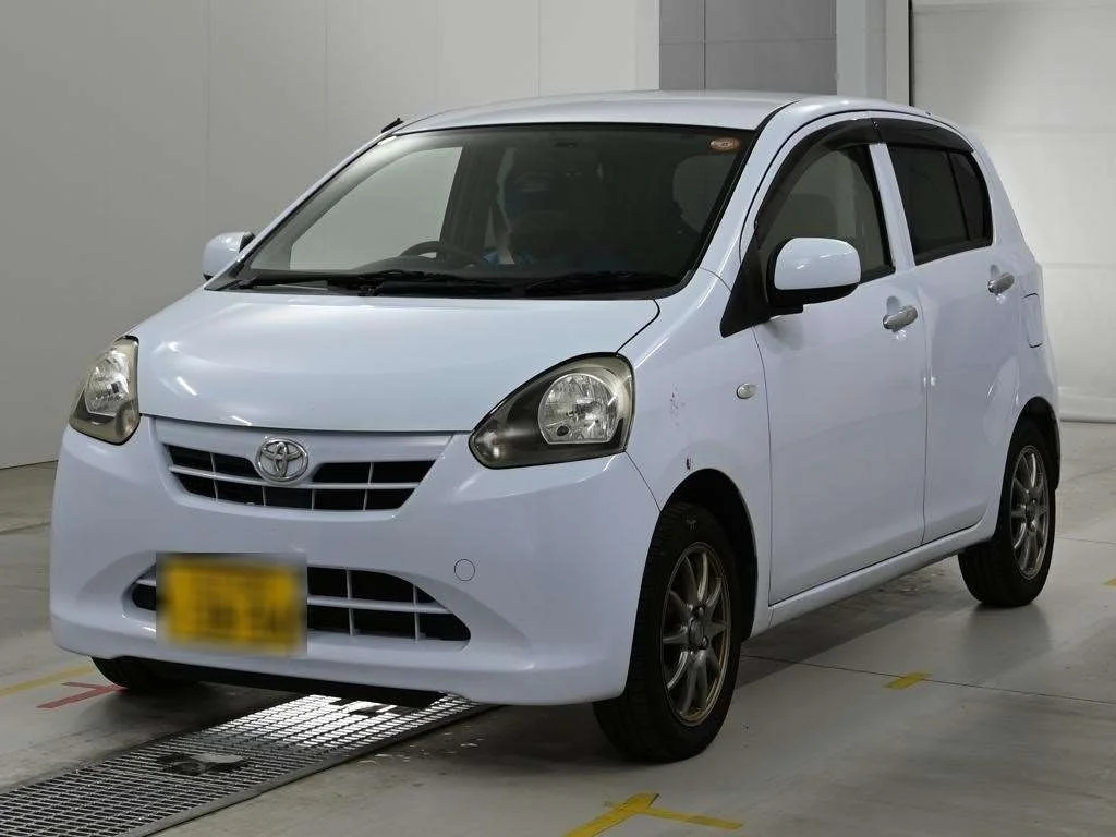 Toyota Pixis Epoch 2012