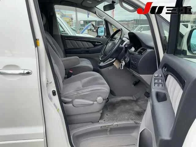 Toyota ALPHARD V  с аукциона в Японии