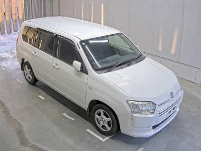 TOYOTA SUCCEED