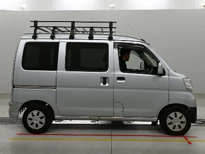 DAIHATSU HIJET VAN