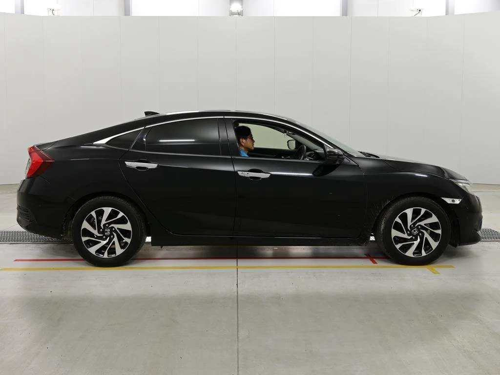 Honda Civic  с аукциона в Японии