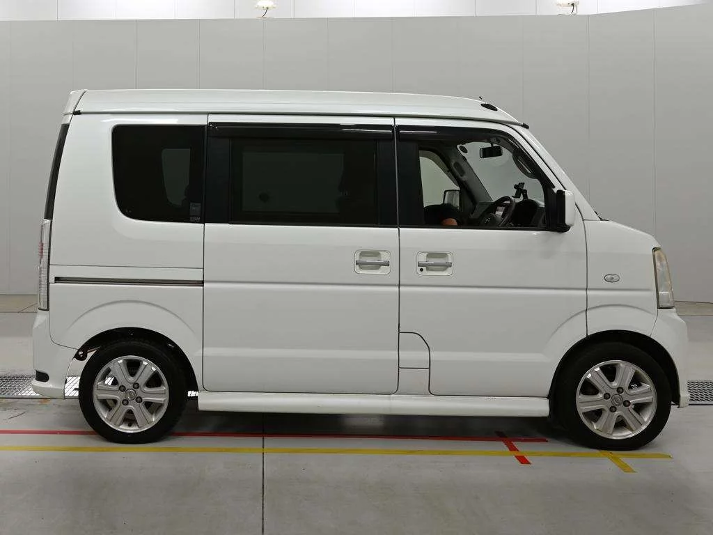 Nissan NV100 Clipper Rio  с аукциона в Японии