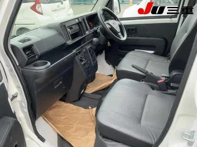 DAIHATSU HIJET VAN