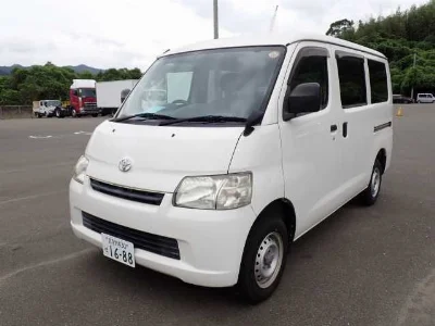 TOYOTA TOWN ACE VAN, 2018 — лот японского аукциона