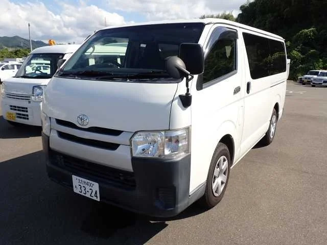 Toyota RegiusAce 2015
