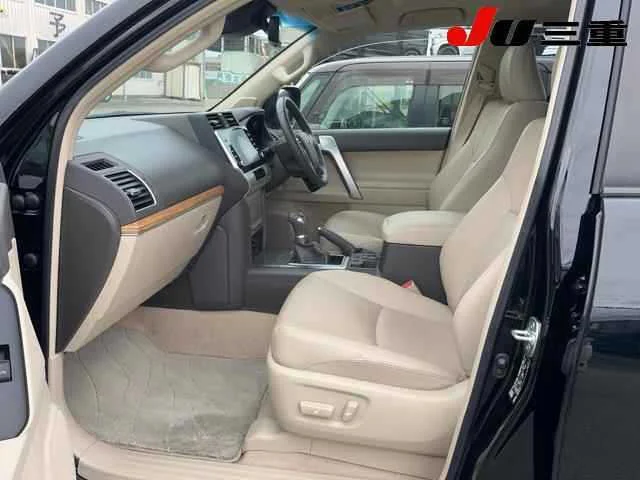 Toyota Land Cruiser Prado 2022