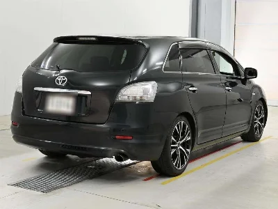 TOYOTA MARK X ZIO