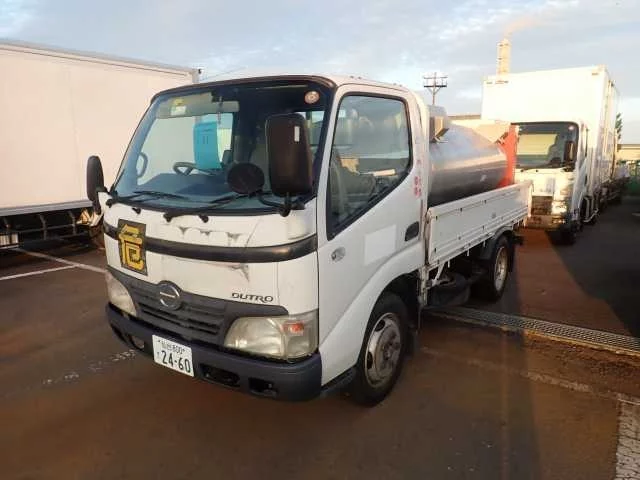 Hino Dutro  с аукциона в Японии