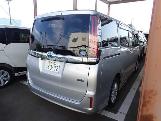 Toyota Noah 2017