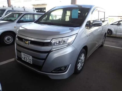 TOYOTA NOAH, 2017 — лот японского аукциона