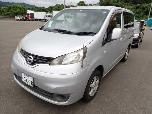 Nissan NV200 2010