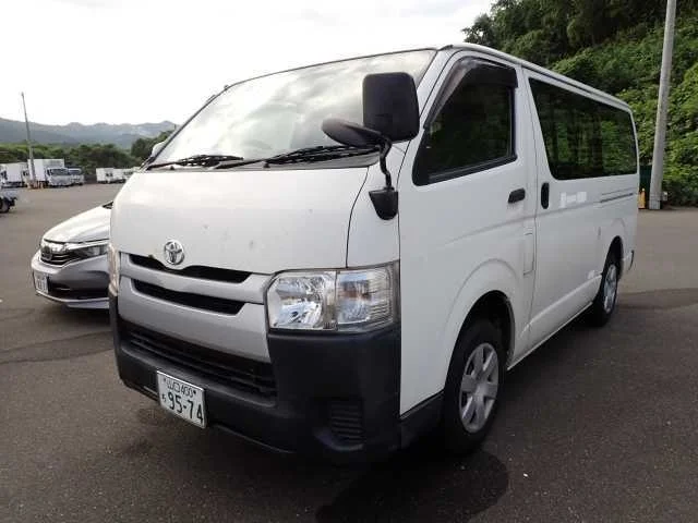 Toyota HiAce Van 2016
