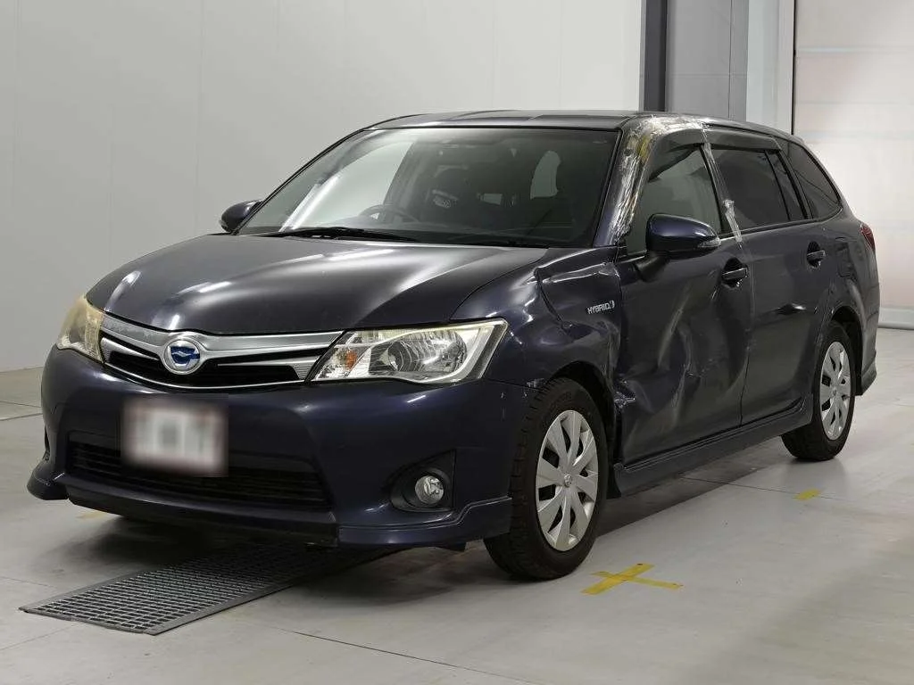 Toyota Corolla Fielder 2014